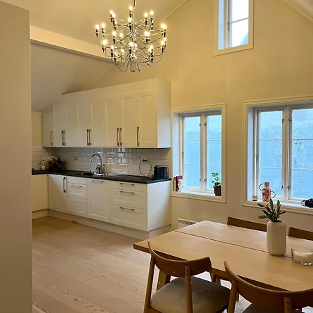 2 Bedrooms Close To Centre With Free Parking - Perfect For Ons Stavanger