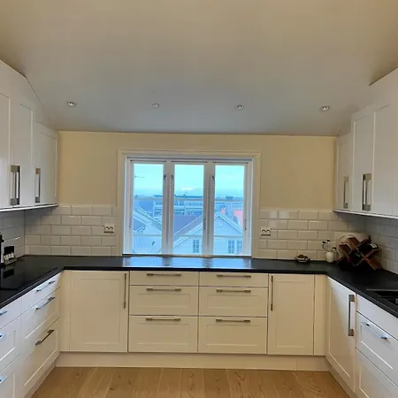2 Bedrooms Close To Centre With Free Parking - Perfect For Ons アパート